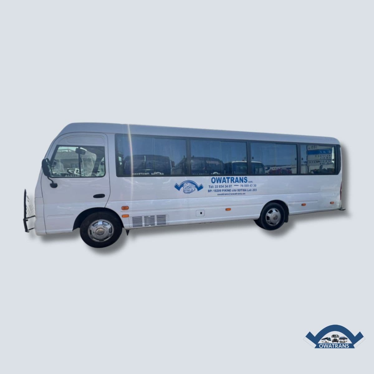 BUS HUINDAI COUNTY